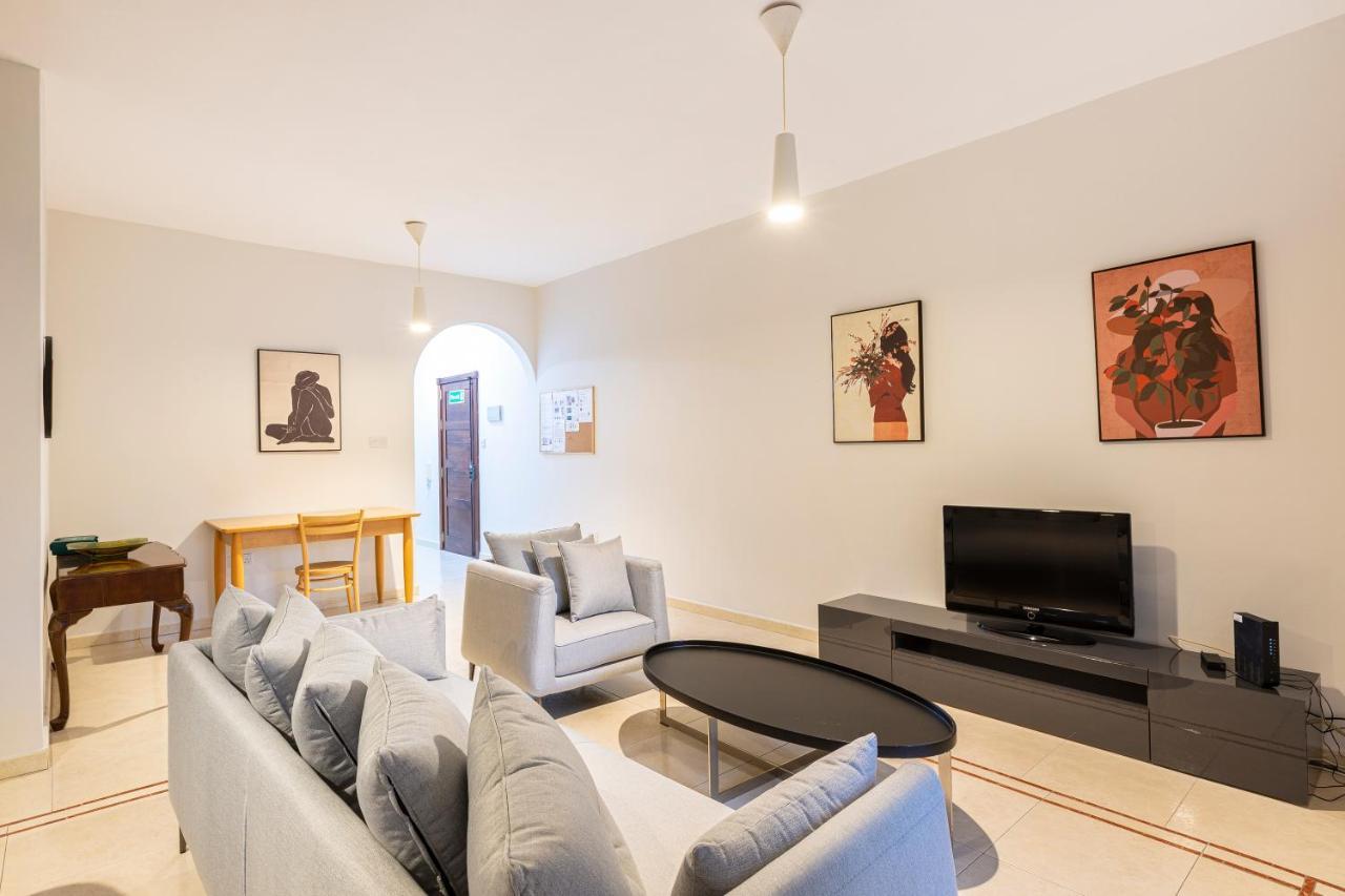 Sliema Central Apartment Just Minutes From The Beach By Jl Exteriör bild