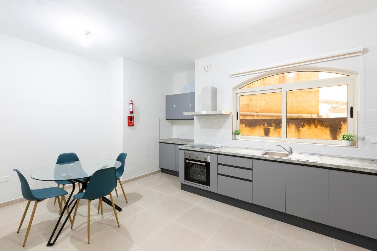 Sliema Central Apartment Just Minutes From The Beach By Jl Exteriör bild