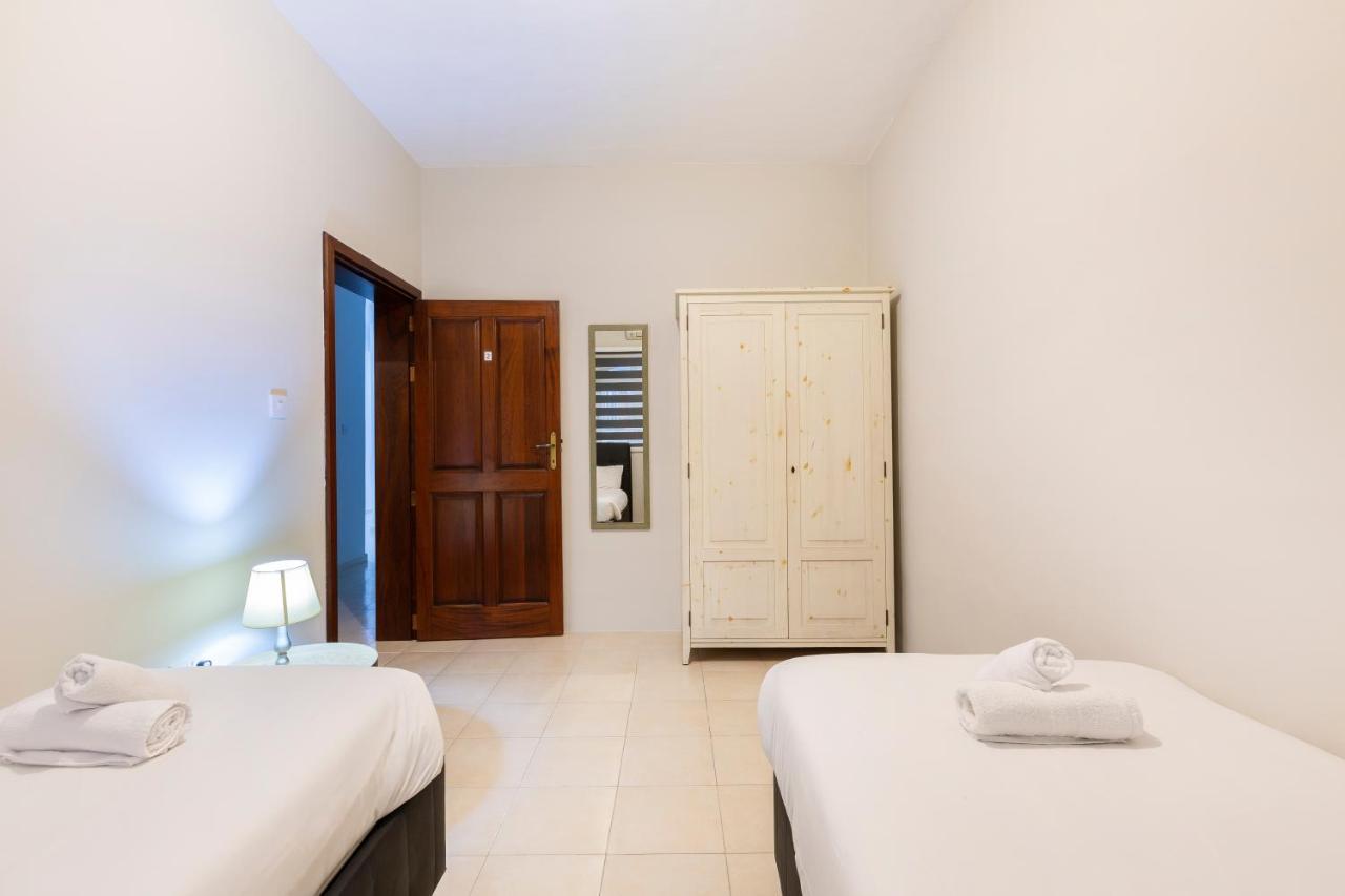 Sliema Central Apartment Just Minutes From The Beach By Jl Exteriör bild